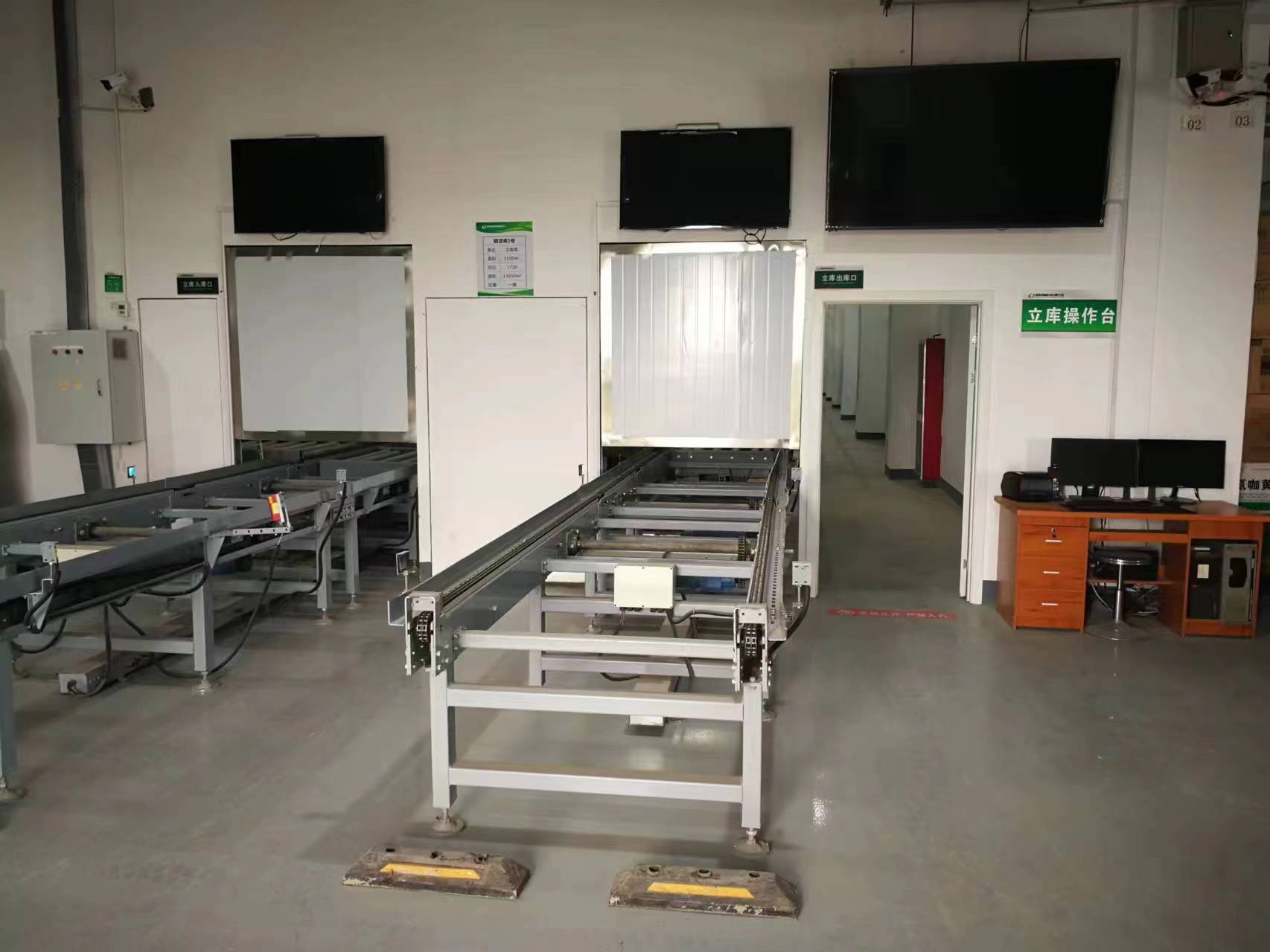 什么是托盤輸送機(jī)？它有哪些特點(diǎn)？